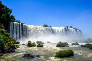 国内旅行の人気観光スポットはどこ？
