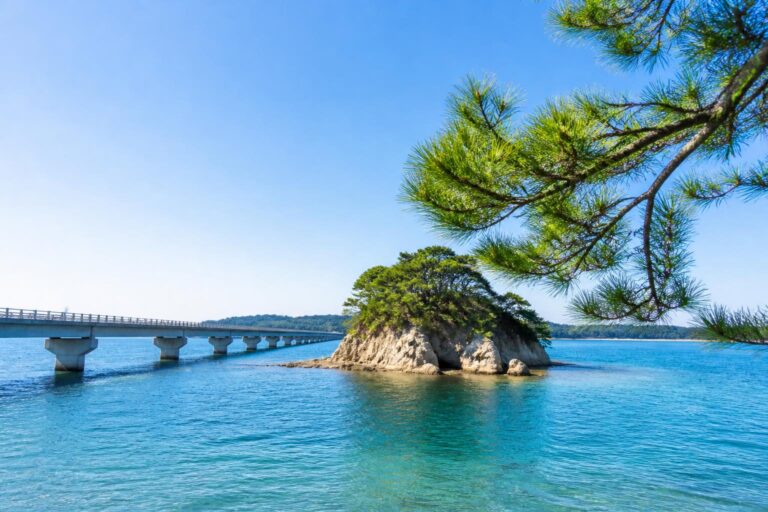 GWの国内旅行で観光列車を楽しめる場所はどこ？